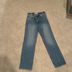 A&F 90S Straight Ultra High Rise CRISS CROSS